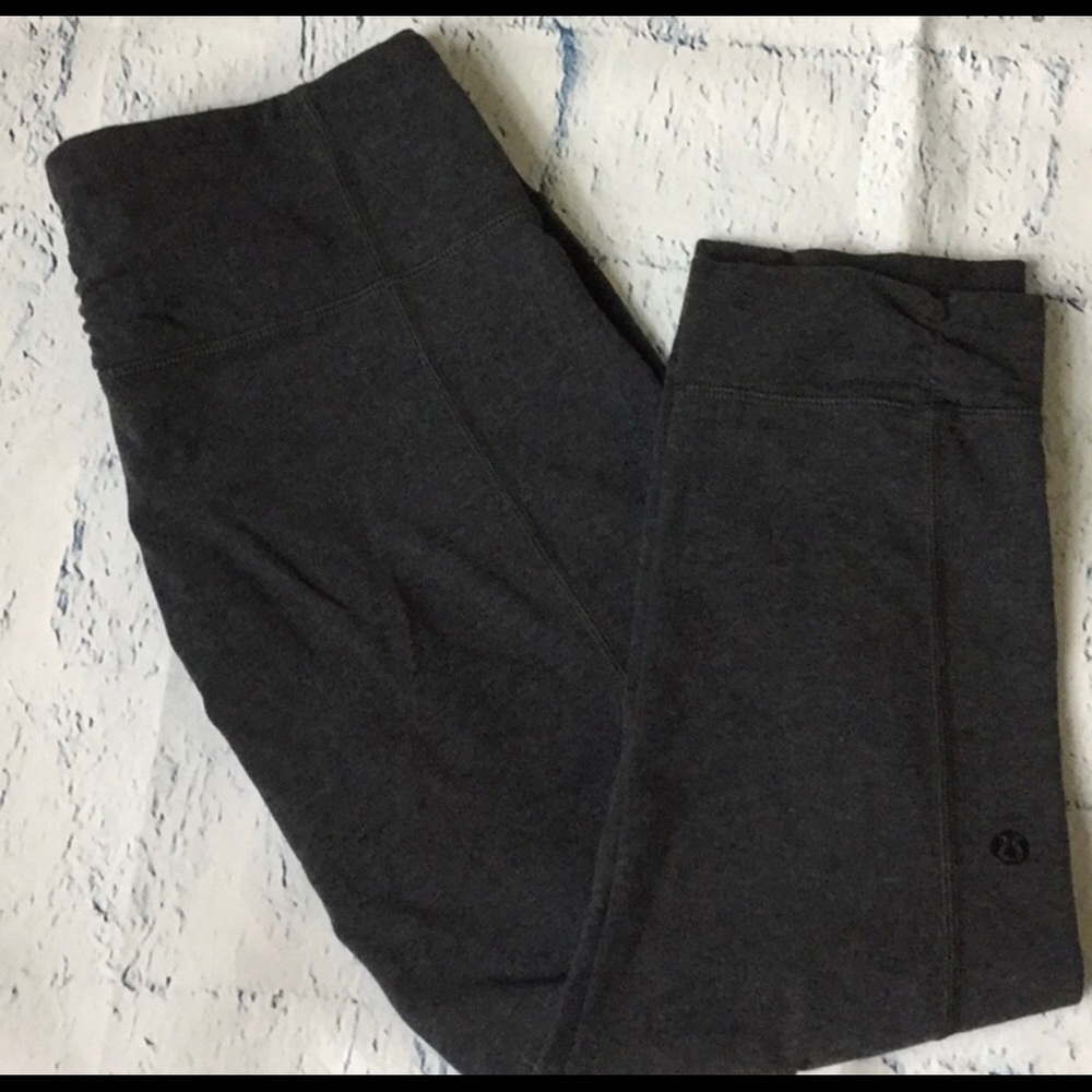 Lululemon Gray Capri Leggings